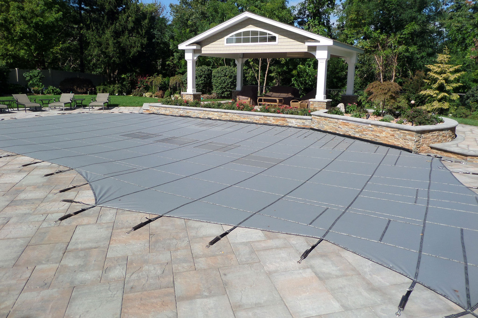 16' x 32' Loop-Loc Ultra-Loc III Rectangle Safety Pool Cover w/Drains - No Step