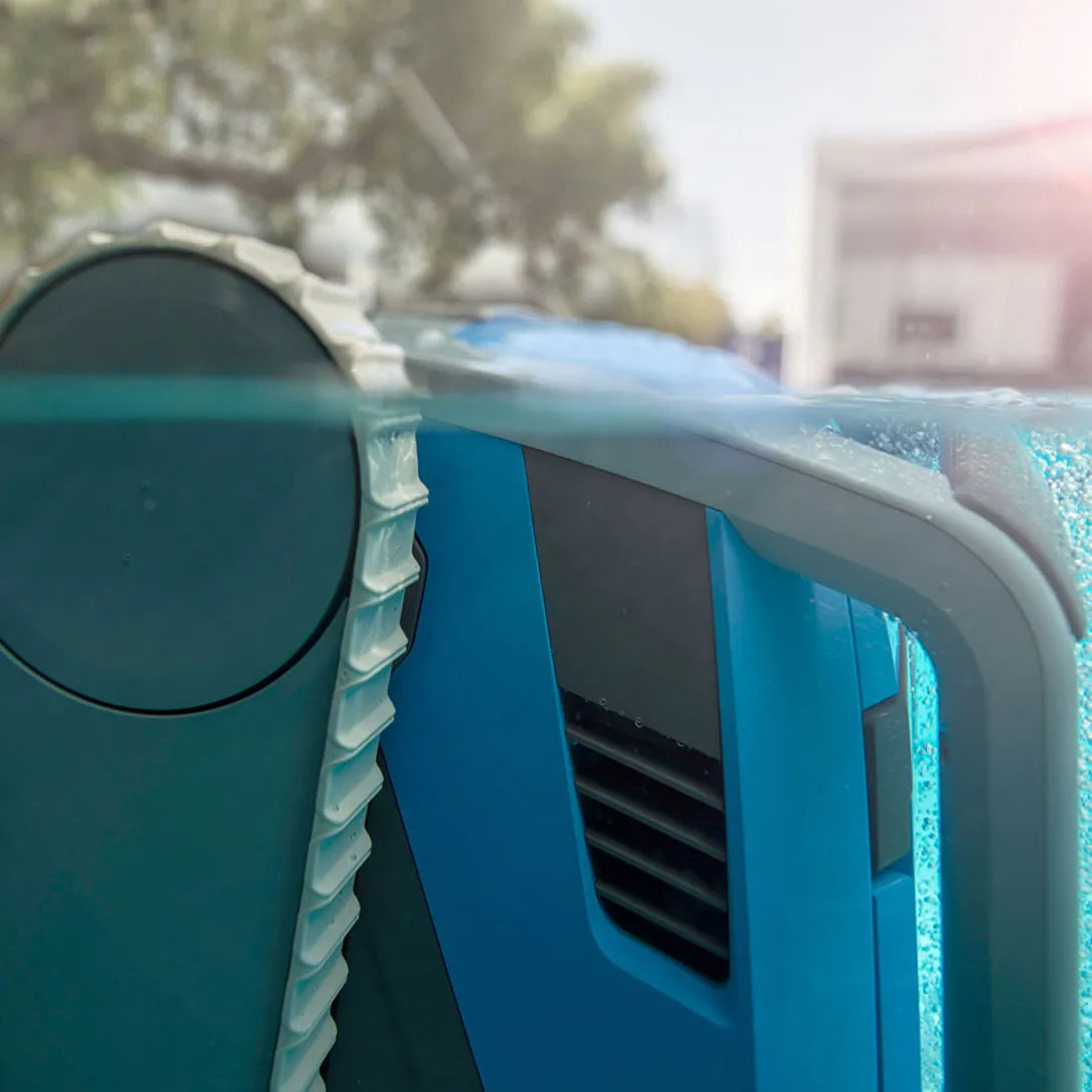 Dolphin M600 In Ground Robotic Pool Cleaner with Wi-Fi and Caddy | 99996610-US