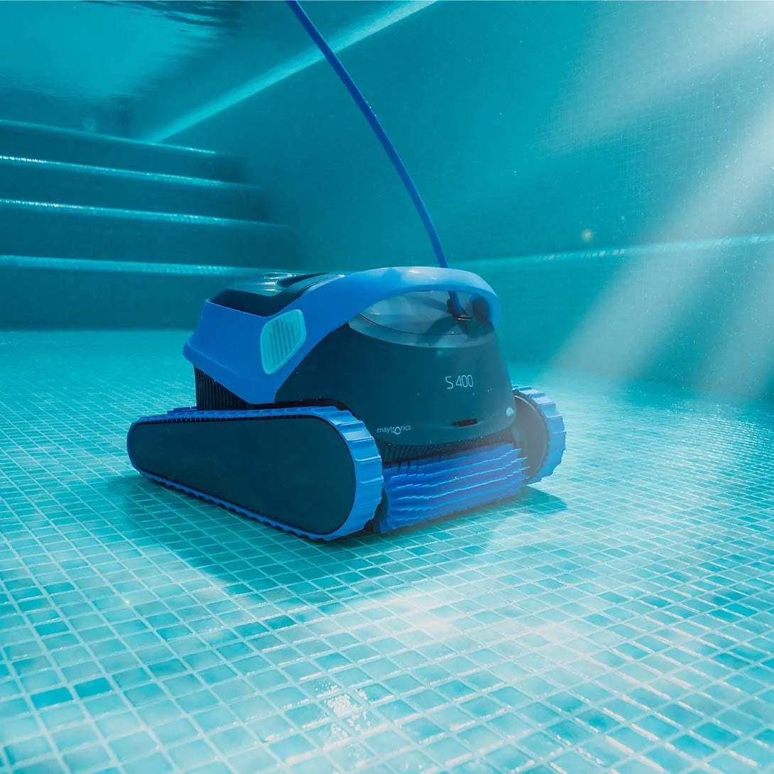 Dolphin S400 Robotic Swimming Pool Cleaner Vacuum with Wi-Fi | 99996261-US