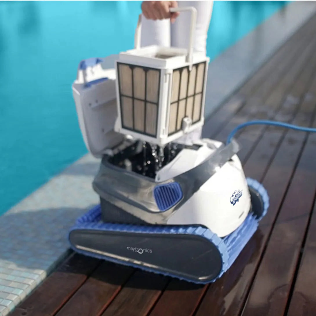 Dolphin S200 Robotic Swimming Pool Cleaner Vacuum | 99996202-USW